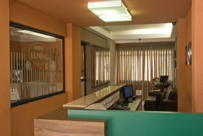 Vicz Hotel *