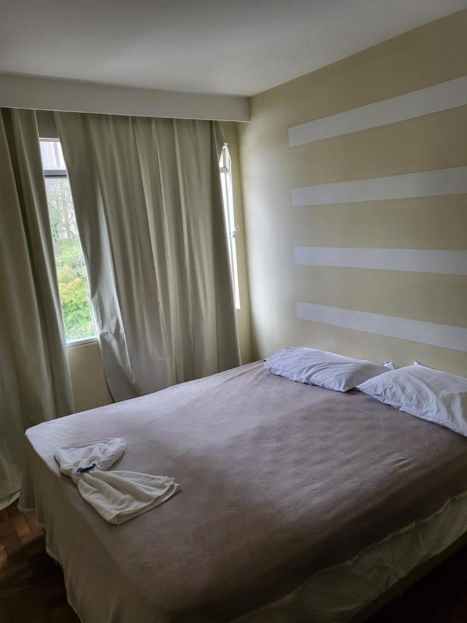 Vicz Hotel *
